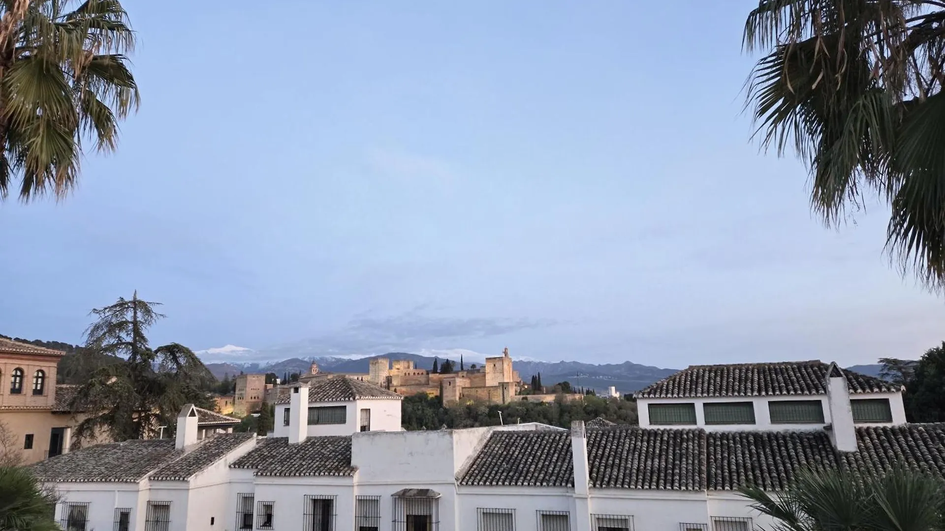 Hotel Santa Isabel La Real Γρανάδα 3*,